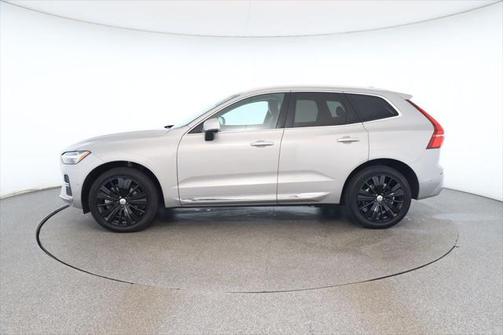 2022 Volvo XC60 B6 Inscription
