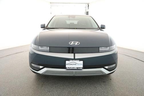 2022 Hyundai IONIQ 5 SE