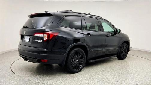 Crystal Black Pearl 2020 Honda Pilot AWD Black Edition