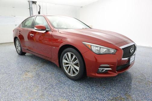 2015 INFINITI Q50 Premium
