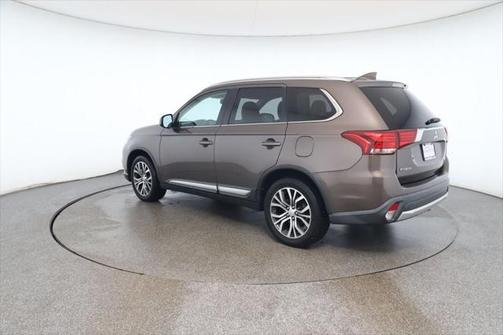 2017 Mitsubishi Outlander SEL