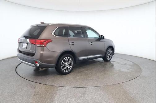 2017 Mitsubishi Outlander SEL