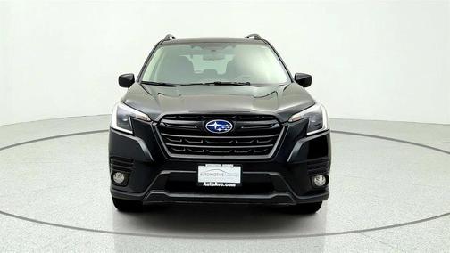 Crystal Black Silica 2022 Subaru Forester Premium