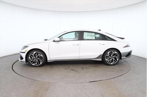 2025 Hyundai IONIQ 6 SEL