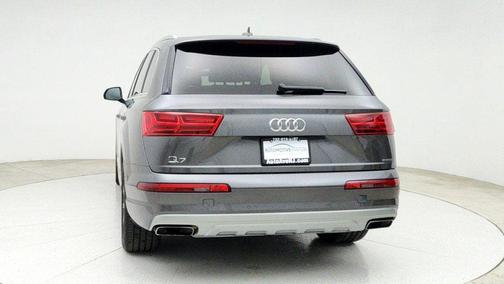 2019 Audi Q7 45 Premium Plus