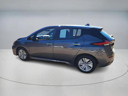 2024 Nissan Leaf S