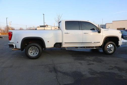 2024 Chevrolet Silverado 3500 High Country