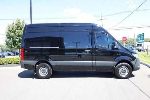 2022 Mercedes-Benz Sprinter 2500 High Roof