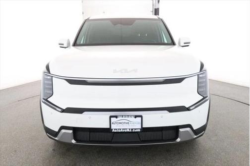 2024 Kia EV9 Light Long Range