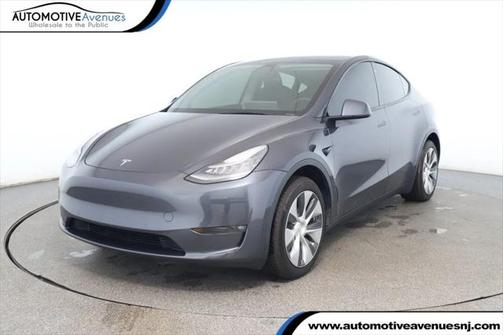 2021 Tesla Model Y Standard Range Rear-Wheel Drive