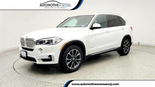 Mineral White Metallic 2017 BMW X5 xDrive35i