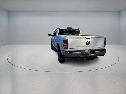 2022 RAM 2500 Big Horn Crew Cab 4x4 6'4' Box