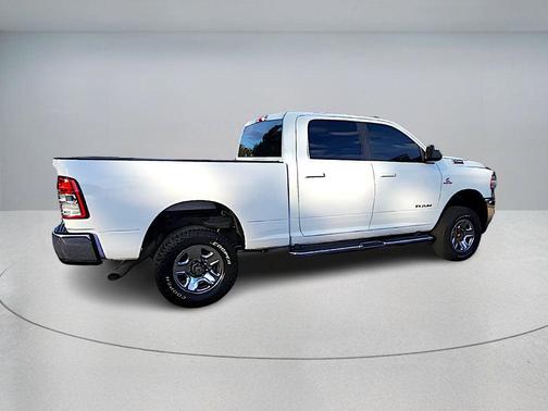 2022 RAM 2500 Big Horn Crew Cab 4x4 6'4' Box