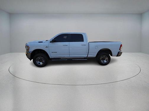 2022 RAM 2500 Big Horn Crew Cab 4x4 6'4' Box