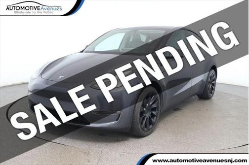 2022 Tesla Model Y Long Range Dual Motor All-Wheel Drive