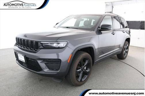 2023 Jeep Grand Cherokee Altitude