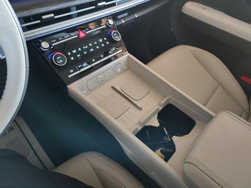 2025 Hyundai SANTA FE HEV Calligraphy