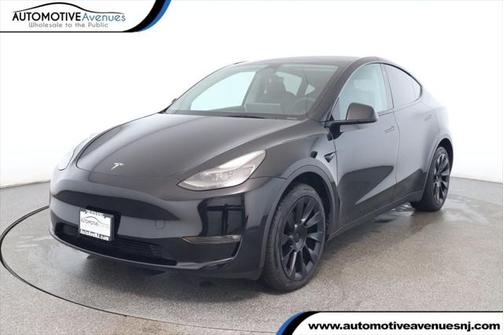 2023 Tesla Model Y Long Range Dual Motor All-Wheel Drive