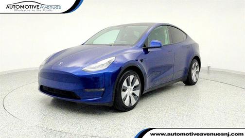 2022 Tesla Model Y Long Range Dual Motor All-Wheel Drive