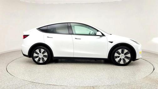 Pearl White Multi-Coat 2023 Tesla Model Y Long Range AWD w/ White/Black Premium Int. & Acceleration Boost
