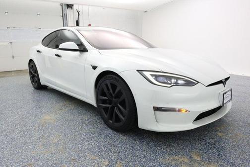 2023 Tesla Model S Plaid