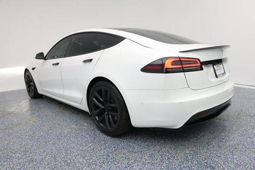 2023 Tesla Model S Plaid