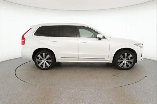 2024 Volvo XC90 Recharge Plug-In Hybrid T8 Plus Bright Theme 7-Seater