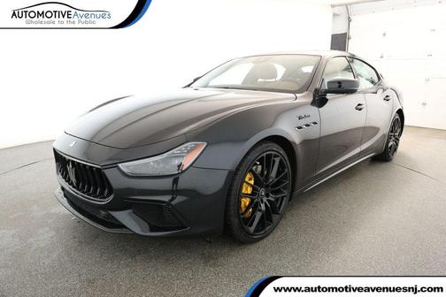2022 Maserati Ghibli Modena