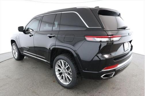 2023 Jeep Grand Cherokee 4xe Summit