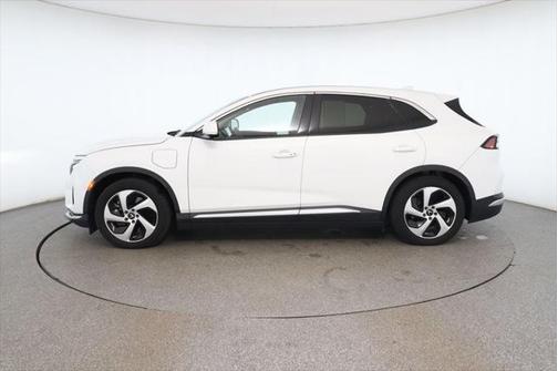 2023 VinFast VF 8 Eco AWD 82 kWh
