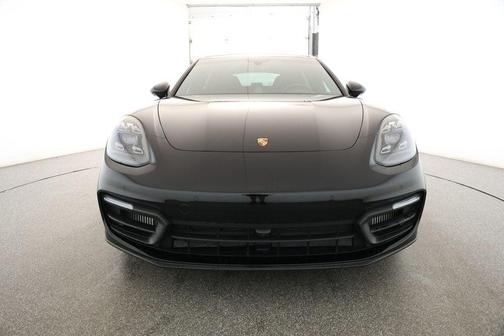2022 Porsche Panamera Platinum Edition RWD