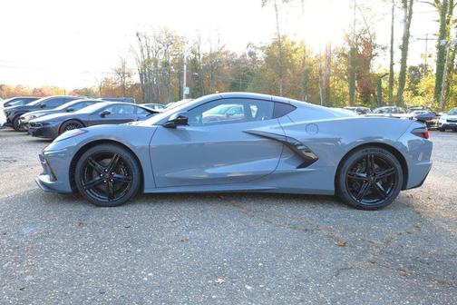 2025 Chevrolet Corvette Stingray w/2LT
