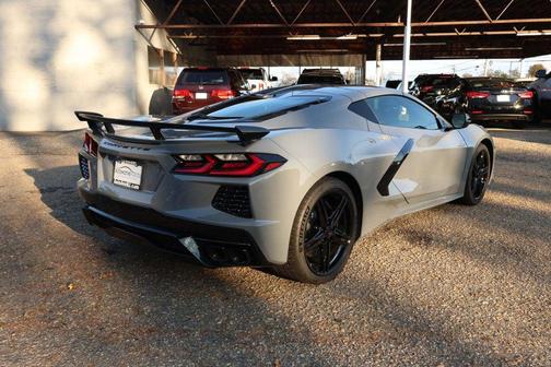 2025 Chevrolet Corvette Stingray w/2LT