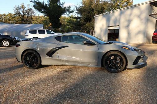 2025 Chevrolet Corvette Stingray w/2LT
