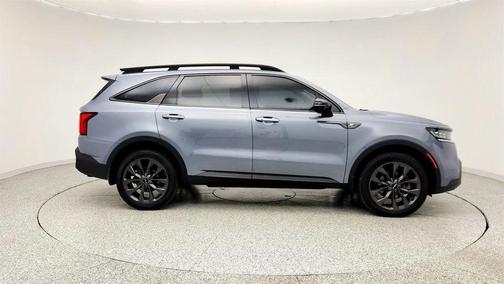 Everlasting Silver 2023 Kia Sorento SX