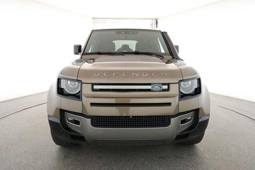 2024 Land Rover Defender 110 P400 X-Dynamic SE