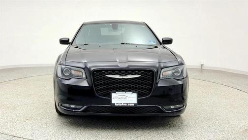 Gloss Black 2019 Chrysler 300 S