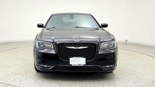 2019 Chrysler 300 S