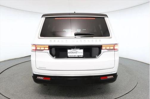2023 Jeep Grand Wagoneer 4x4