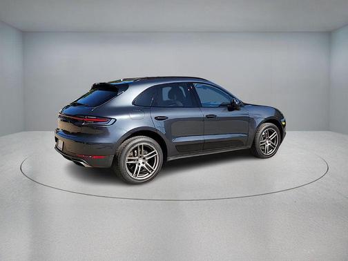 2019 Porsche Macan AWD