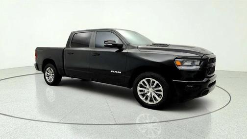 Diamond Black Crystal Pearlcoat 2023 RAM 1500 Laramie