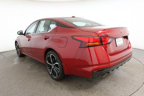 2025 Nissan Altima SR FWD