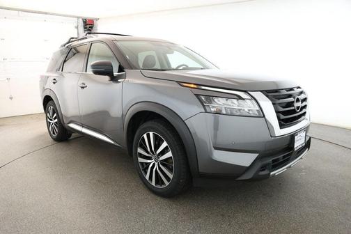 2023 Nissan Pathfinder Platinum 4WD