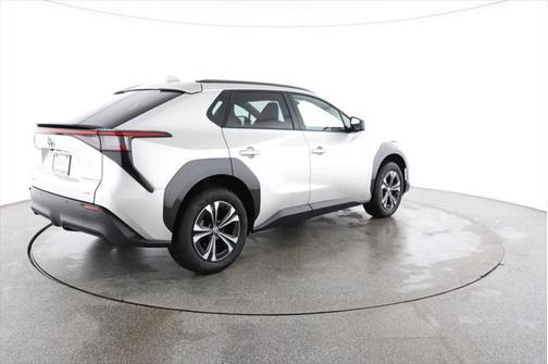 2025 Toyota bZ4X XLE