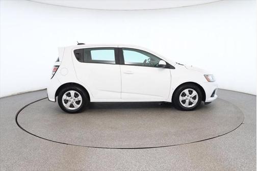 2017 Chevrolet Sonic LT