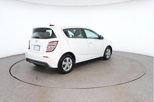 2017 Chevrolet Sonic LT