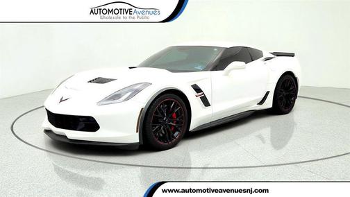 Arctic White 2017 Chevrolet Corvette Grand Sport