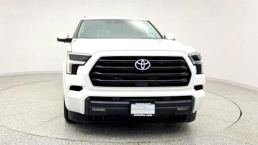 2024 Toyota Sequoia SR5