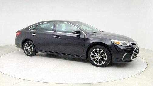 2017 Toyota Avalon XLE