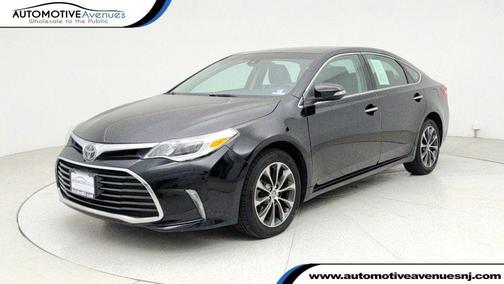 2017 Toyota Avalon XLE